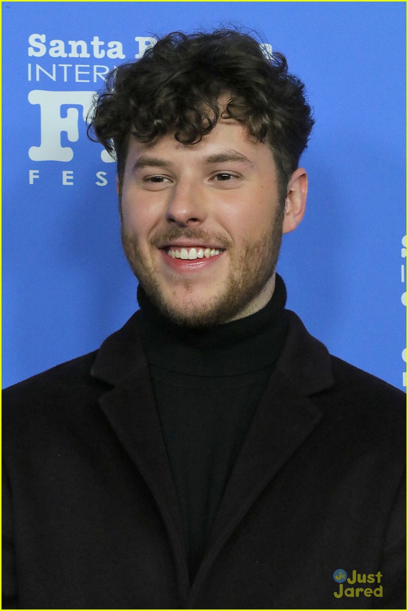 Full Sized Photo of nolan gould abigail breslin premiere new movie