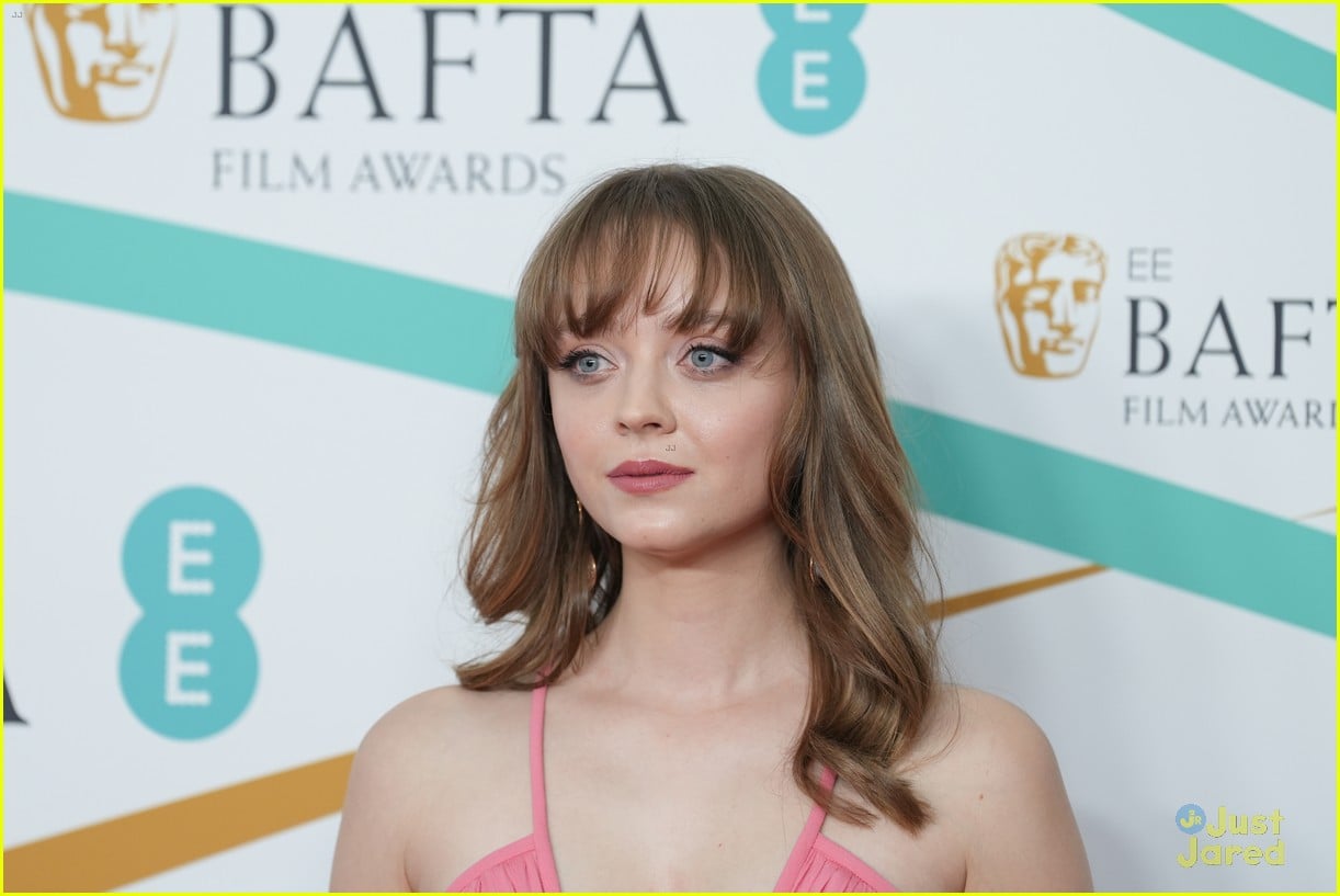 Sophie Turner, Florence Pugh & Ariana DeBose Glam Up for BAFTAs 2023: Photo  1369140  Aimee Lou Wood, Ariana Debose, Austin Butler, BAFTAs, Chance  Perdomo, Dylan Llewellyn, Ed Westwick, Eddie Redmayne, Ellie