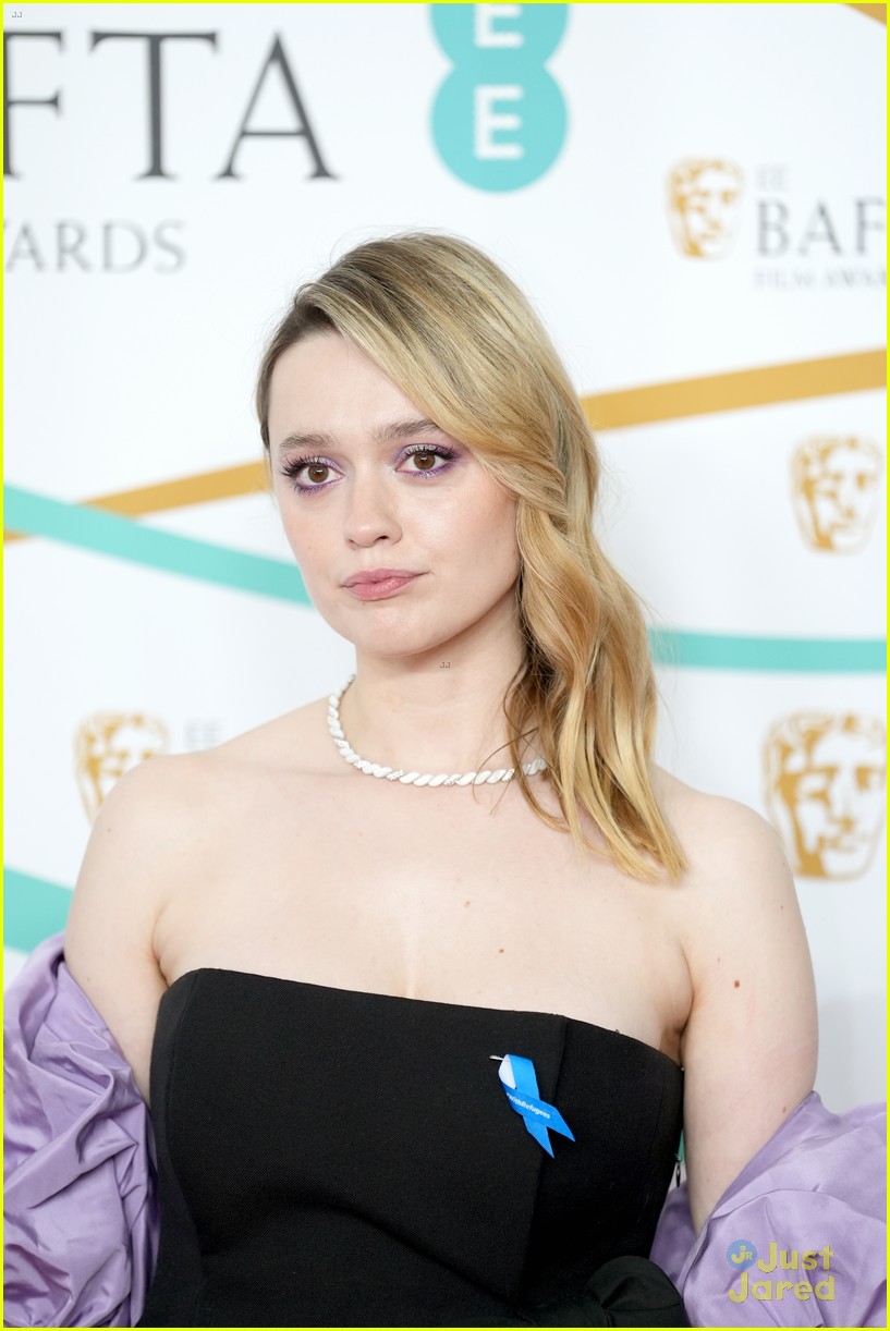 Sophie Turner, Florence Pugh & Ariana DeBose Glam Up for BAFTAs 2023: Photo  1369140  Aimee Lou Wood, Ariana Debose, Austin Butler, BAFTAs, Chance  Perdomo, Dylan Llewellyn, Ed Westwick, Eddie Redmayne, Ellie