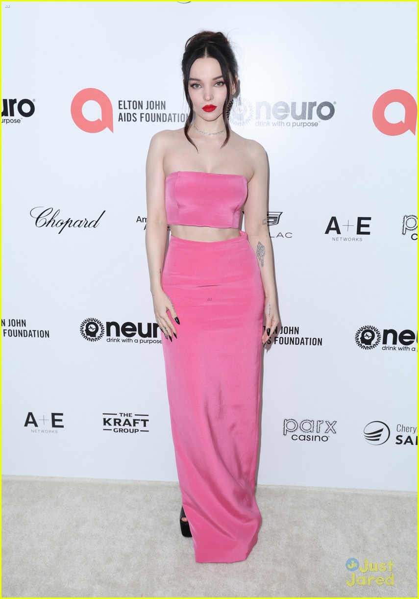 Dove Cameron is Pretty in Pink at Elton John AIDS Foundation's 2023