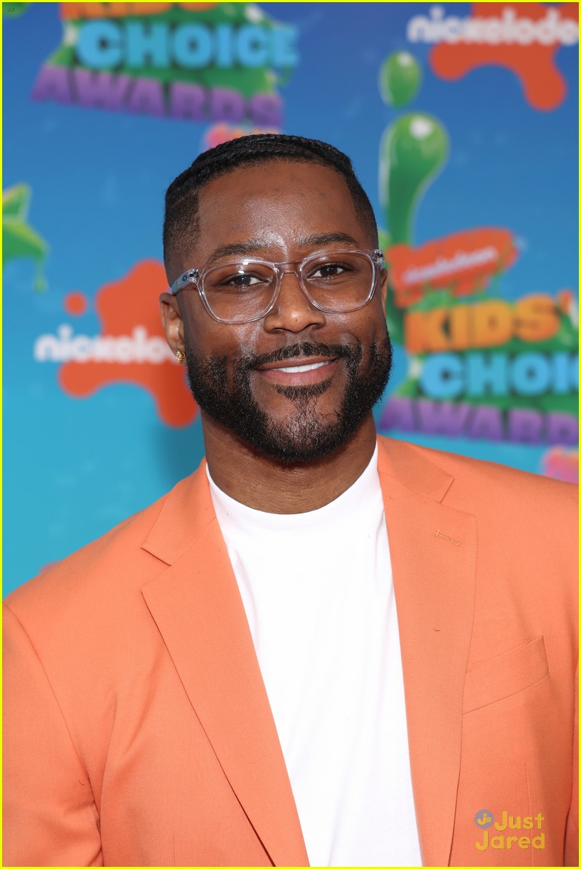 Co-Host Nate Burleson Brings daughter Mia to Kids' Choice Awards 2023:  Photo 1370314, 2023 Kids' Choice Awards, Kids Choice Awards, Nate Burleson  Pictures