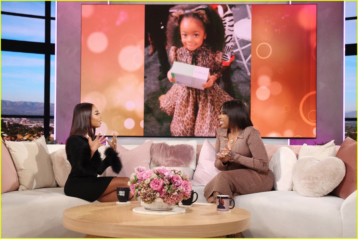 Skai Jackson Reveals the 2 Celebs Who Left Her Starstruck Photo
