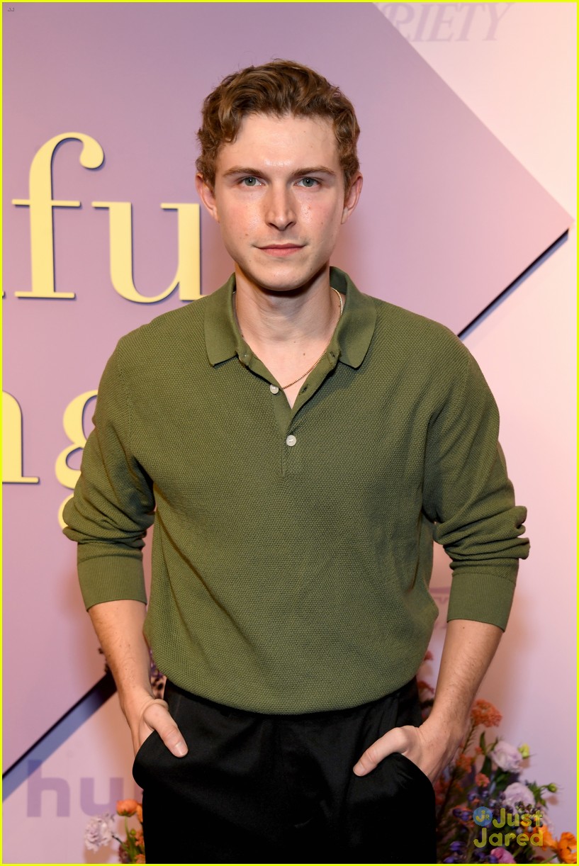 Full Sized Photo of sarah pidgeon tanzyn crawford more attend tiny beautiful things premiere 08