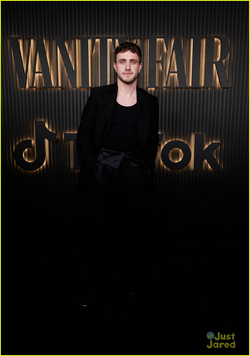 Halle Bailey Hosts Vanity Fair Young Hollywood Party with Julia Garner