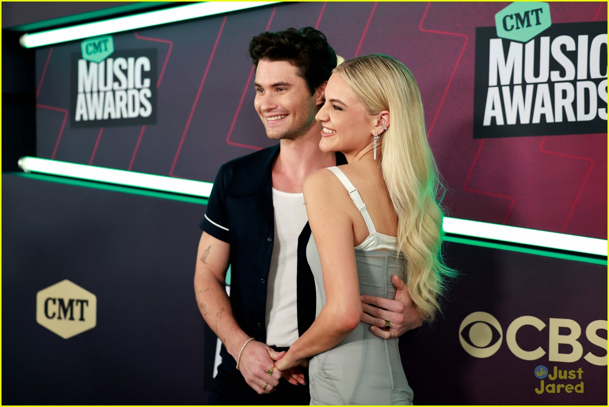 Chase Stokes & Kelsea Ballerini Make Red Carpet Debut at CMT Music ...