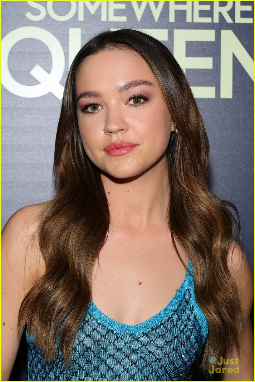 Sadie Stanley Joins Jacob Ward & More at 'Somewhere in Queens' Premiere