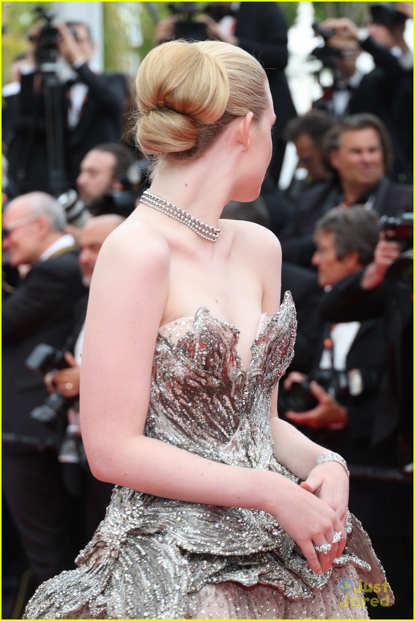 Full Sized Photo of elle fanning looks royal while attending cannes