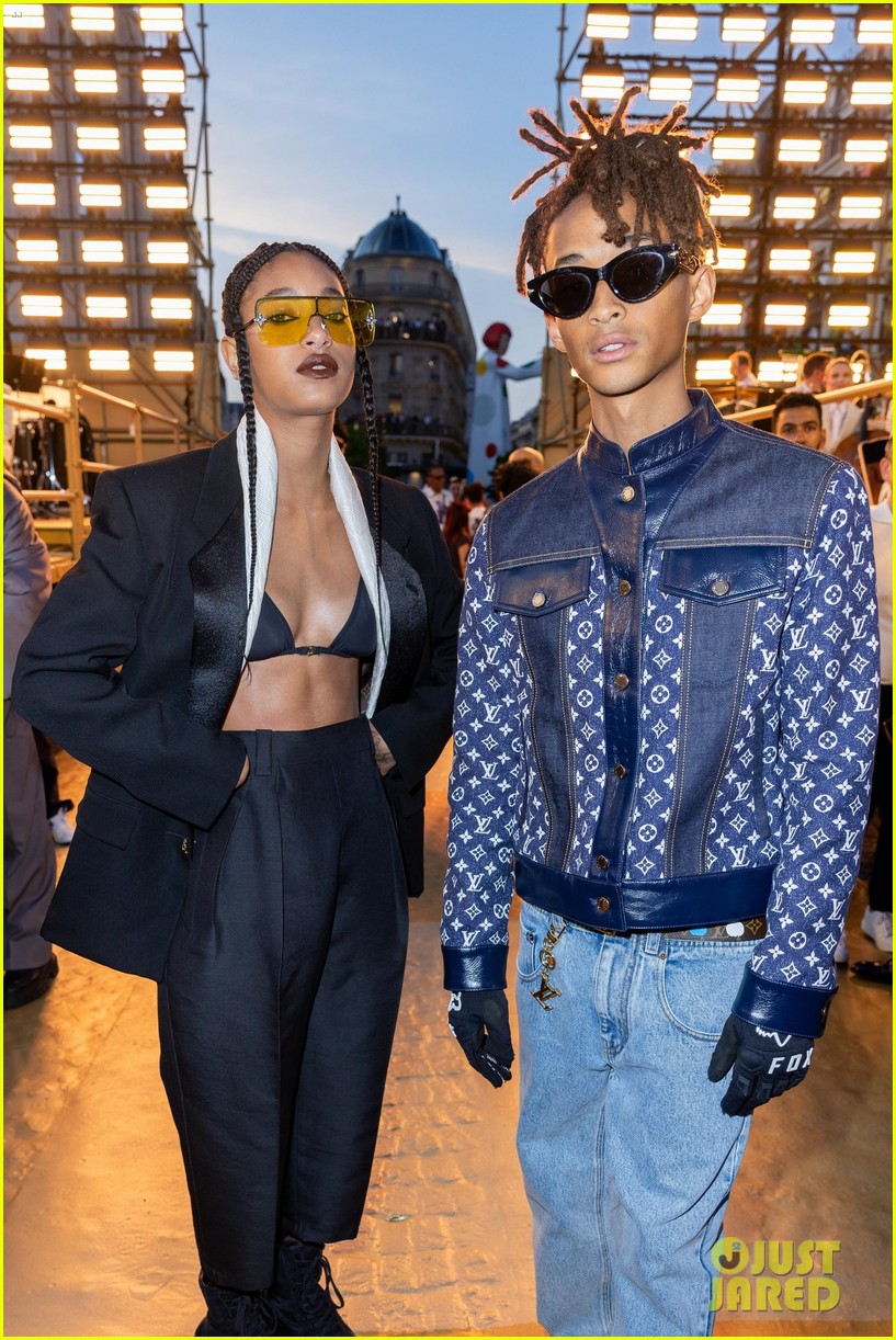 Zendaya Hangs Out with Beyonce & Jay-Z at Louis Vuitton Show in Paris:  Photo 1379859, Beyonce Knowles, Fashion, Jaden Smith, Jay-Z, Willow Smith,  Zendaya Pictures