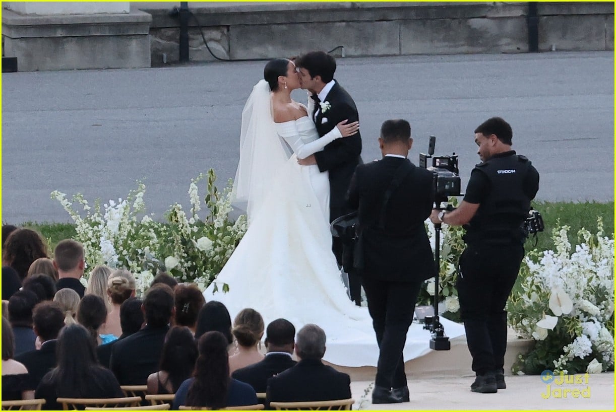 Full Sized Photo of aaron carpenter marries connar franklin in weekend ...