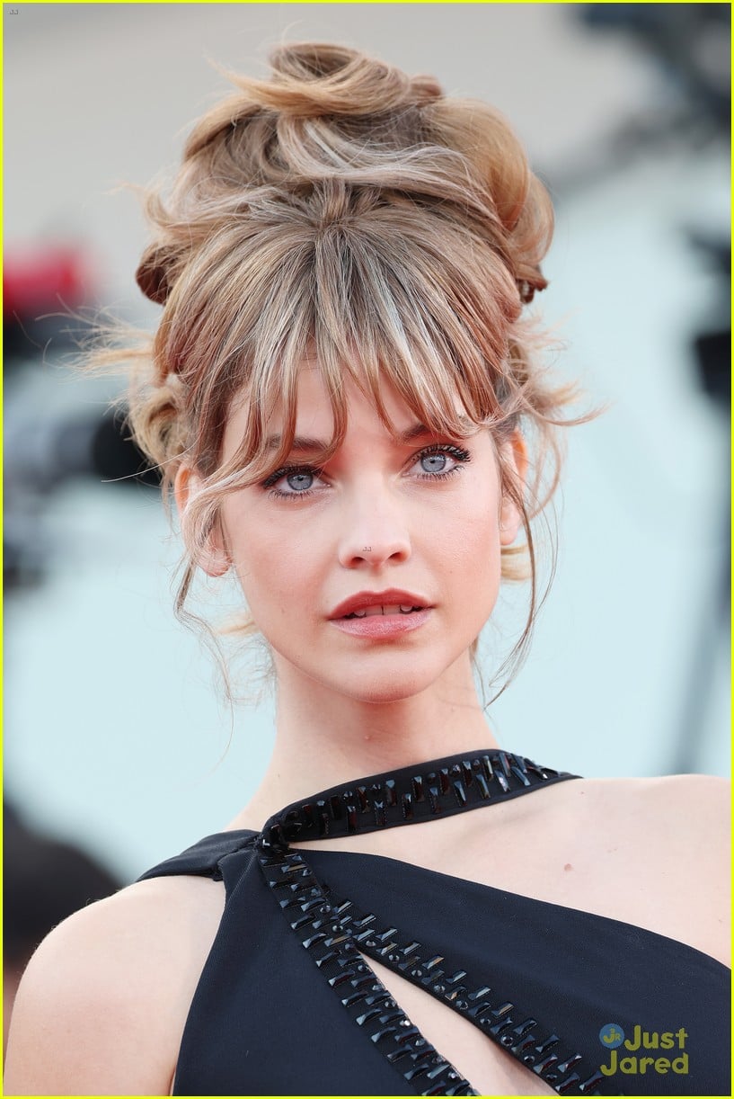 Barbara Palvin Makes First Red Carpet Appearance Since July Wedding at ...