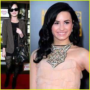 Demi Lovato - American Music Awards 2009