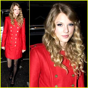 Taylor Swift is Made In Italy | Taylor Swift | Just Jared Jr.