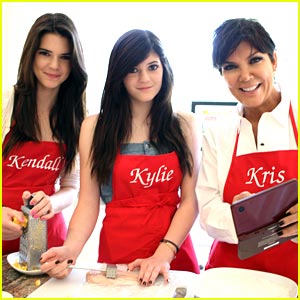Kendall & Kylie Jenner Get Cooking with Kris