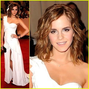 Emma Watson: Costume Gala Gorgeous