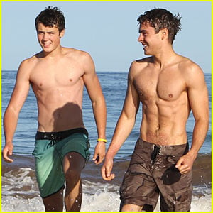 Zac Efron: Beach with Bro Dylan!