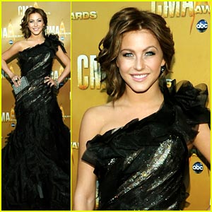Julianne Hough: CMA Awards 2010