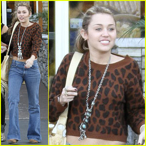 Miley Cyrus: Studio City Stylin'