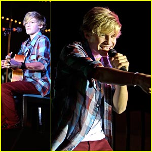 Cody Simpson: Christmas at Commerce