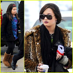 Demi Lovato: Christmas in Chicago with Family