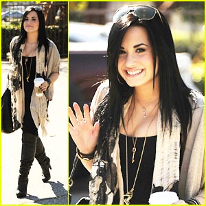 Demi Lovato Heading to Outpatient Treatment April 5, 2011 – Star Style