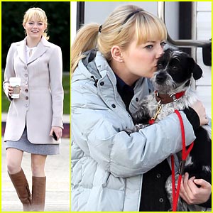 Emma Stone: Puppy Kisses!