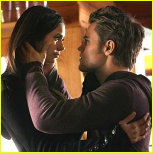 steven r mcqueen and nina dobrev