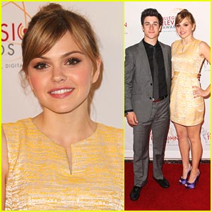 Aimee Teegarden: College Emmys with David Henrie!