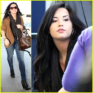 Demi Lovato: Louis Vuitton Lady at LAX