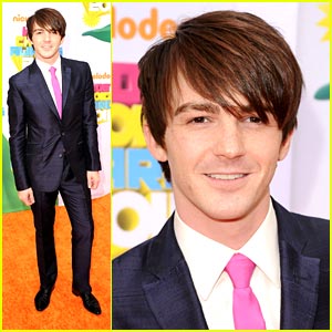 Drake Bell: Filming 'Fairly Odd Parents' Was Like A Reunion