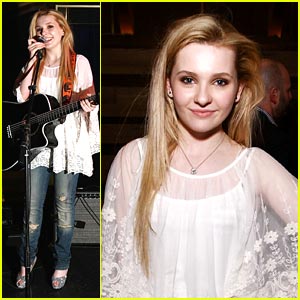 Abigail Breslin ‘Fights’ for ‘Janie Jones’ | Abigail Breslin | Just ...