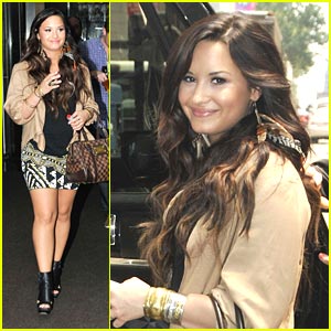 Demi Lovato: Manhattan Meetings 