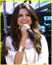 Listen To Selena Gomezâ€™ â€˜Dicesâ€™ | Newsies, Selena Gomez | Just Jared Jr.