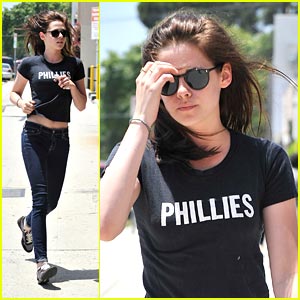 Kristen Stewart Wearing a Phillies Shirt - Crossing Broad