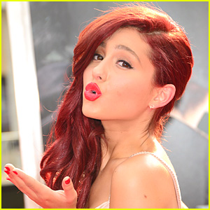 Ariana Grande Signs Record Deal!