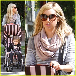 Ashley Tisdale: Girl's Lunch with Mikayla!