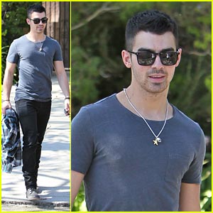 Joe Jonas: Big One Direction Fan | Joe Jonas, Jonas Brothers | Just ...