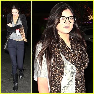 Kylie Jenner: Movie Night with the Girls! | Kendall Jenner, Kylie ...