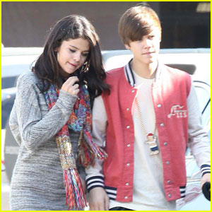 Selena Gomez & Justin Bieber: Sushi on Saturday | Justin Bieber, Selena ...