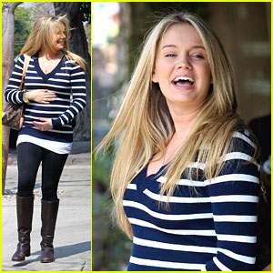 tiffany thornton baby bump