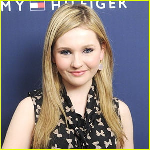 Abigail Breslin Joins ‘Haunter’ & ‘The Things We Do For Love’ | Abigail ...