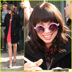 Carly Rae Jepsen: 'Call Me Maybe' Goes Platinum in the US!