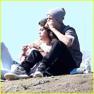 Justin Bieber & Selena Gomez: Griffith Park Pair