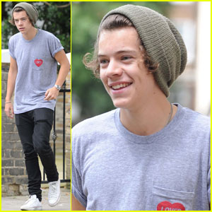 Harry Styles: House Hunting in London!