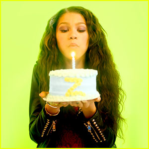 Zendaya: Early Birthday Celebration with JJJ! | Birthday, Exclusive