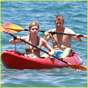 Jennette McCurdy: Kayaking Cutie Jennette McCurdy Just Jared Jr.