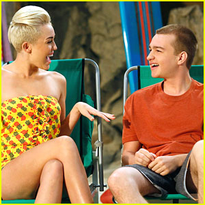 Miley Cyrus on 'Two and a Half Men' -- First Pics!