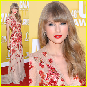 Taylor Swift – CMA Awards 2012 | 2012 CMA Awards, Taylor Swift | Just ...