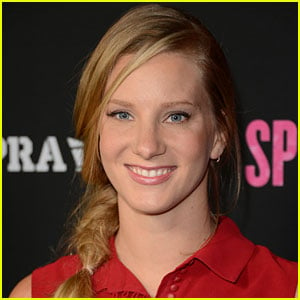 'Glee' Actress Heather Morris: Pregnant With First Child?