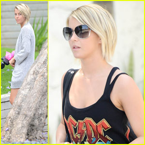 Julianne Hough: Errands Before Darren Criss’ Concert | Julianne Hough