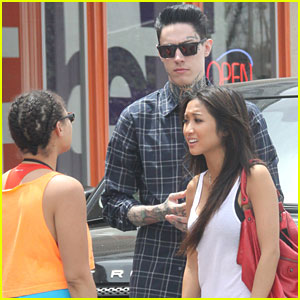 Brenda Song & Trace Cyrus: Sushi Lunch Duo!